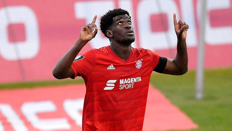 Kwasi Okyere Wriedt feiert seinen entscheidenden Treffer zum 3:2 gegen Preußen Münster.