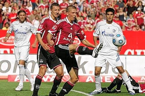 Kurzarbeiter: Beim Auftakt gegen gegen Schalke wurde Mike Frantz nur eingewechselt, obwohl er einer der Aufstiegshelden war.