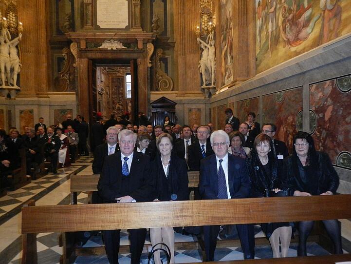 Eine bayerische Delegation besucht den Papst und gratuliert zum Geburtstag. Die AZ war für Sie in Rom. Die Bilder.