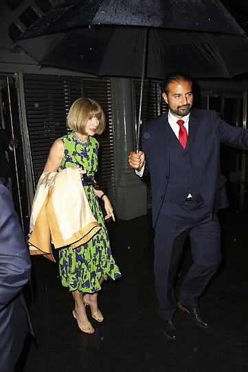 Anna Wintour bei Yves Saint Laurent.