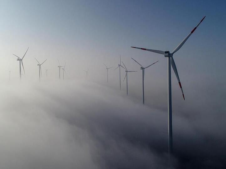 Windräder im Windenergiepark "Odervorland" im Landkreis Oder-Spree.