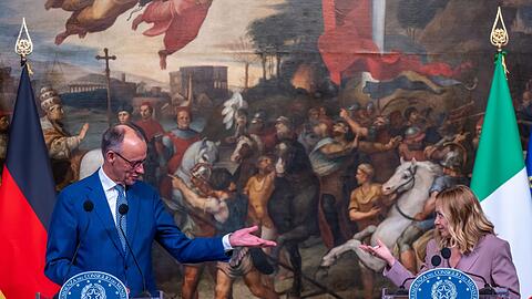 Bundeskanzler Friedrich Merz (CDU) und Italiens rechte Ministerpräsidentin Giorgia Meloni.