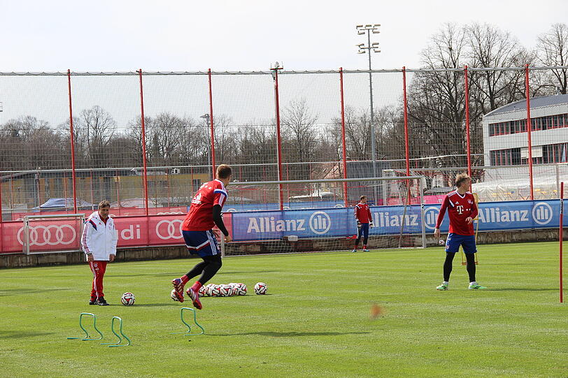 Am Dienstag gab's an der Säbener Straße ein öffentliche Trainingseinheit. Hier gibt's die Bilder!