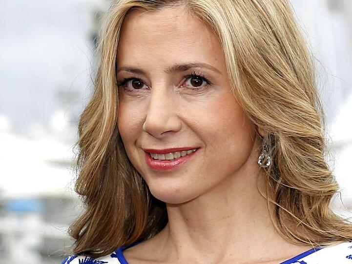 Mira Sorvino kämpft für strengere Gesetze gegen Sexualstraftaten. Sie selbst ist ein Opfer sexueller Gewalt.