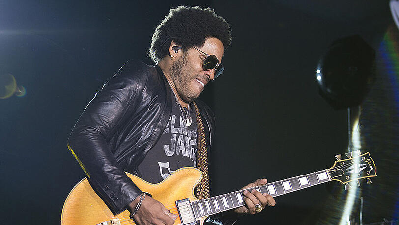 Spielt lieber auf der Gitarre als auf dem Handy: Lenny Kravitz Spielt lieber auf der Gitarre als auf dem Handy: Lenny Kravitz
