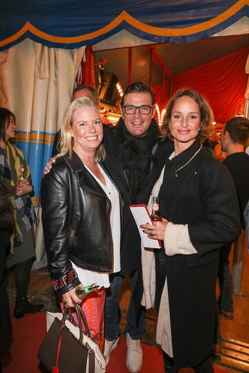 Christian Schaeffer mit Ehefrau Sandra Brunn und Lara Joy Körner