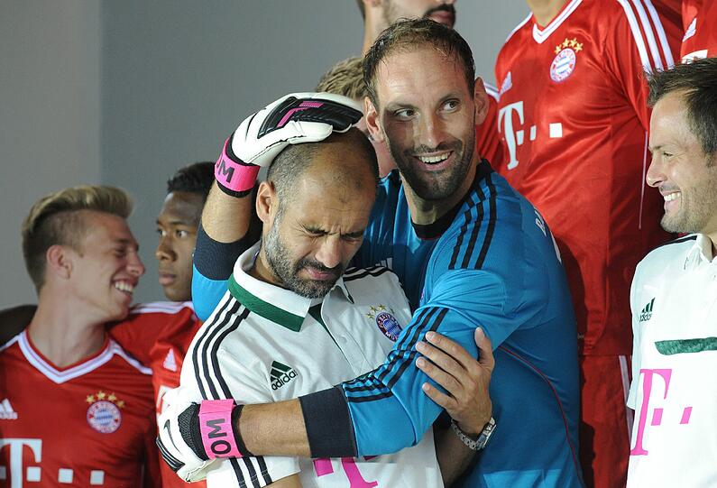 Tom Starke als Neuer-Ersatz ist Pep Guardiola nicht genug. Der Bayern-Trainer wünscht sich einen dritten Torhüter.