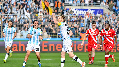 Thore Jacobsen nach seinem Treffer gegen Cottbus.