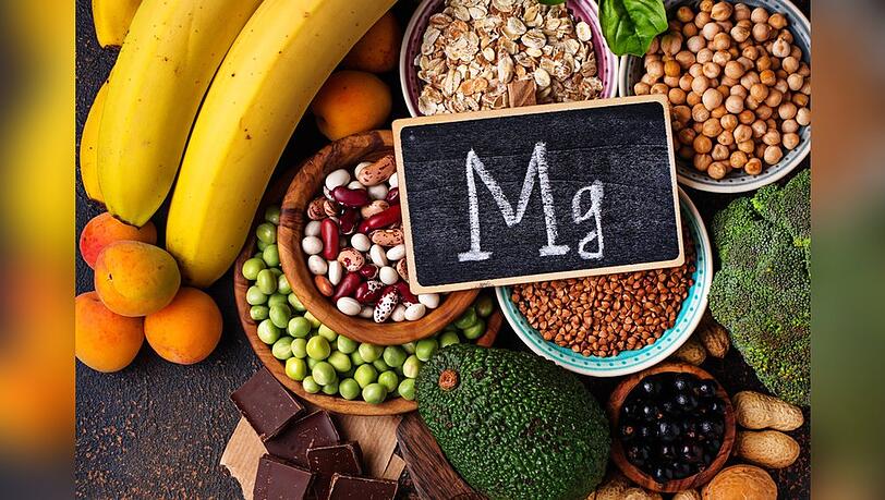 Lebensmittel wie N&uuml;sse, H&uuml;lsenfr&uuml;chte und Haferflocken sind besonders magnesiumreich.