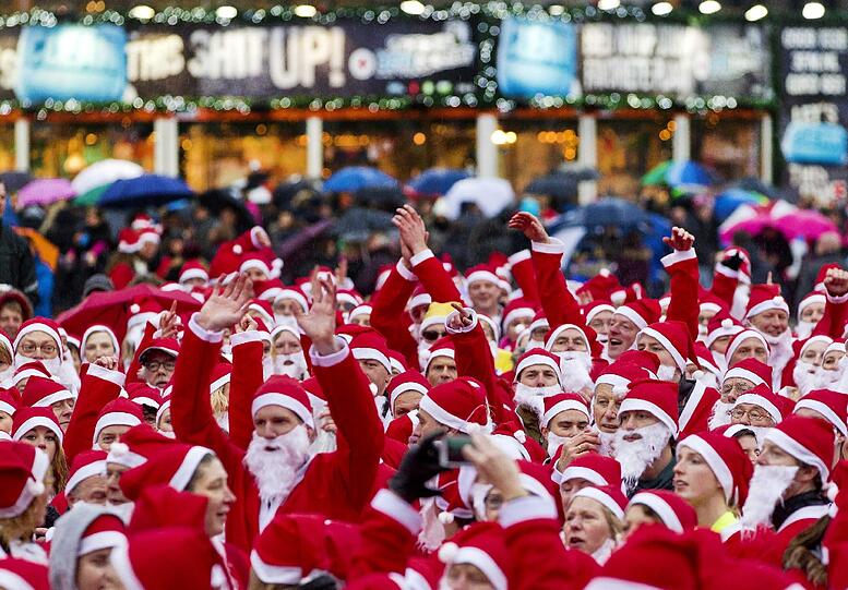 Wer ist der schönste Weihnachtsmann der Niederlande? Schwierige Frage bei so vielen schönen Gestalten.
