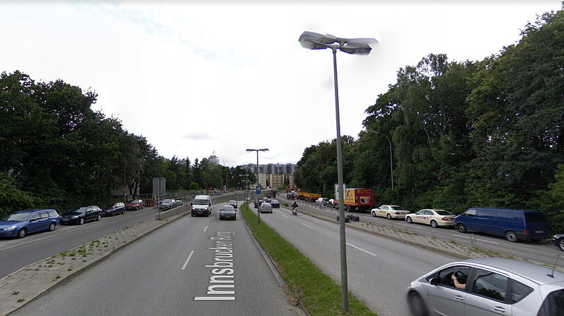 An der Einfahrt zum Tunnel am Innsbrucker Ring passierte der tödliche Unfall.