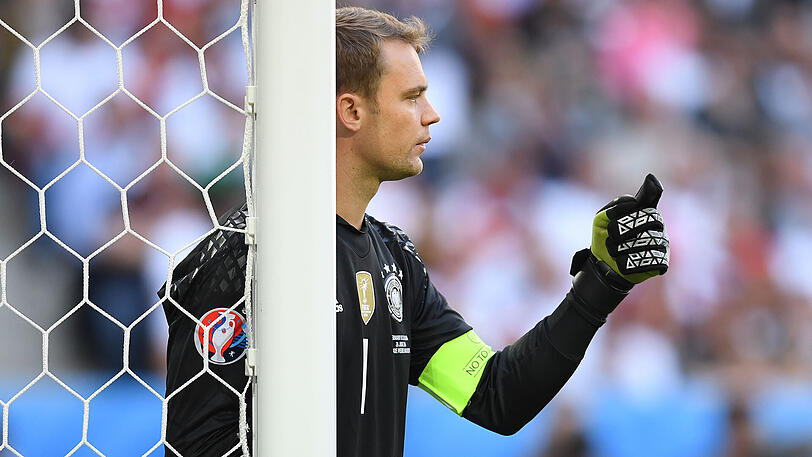 Manuel Neuer gibt das Ziel für die WM-Vorrunde vor.