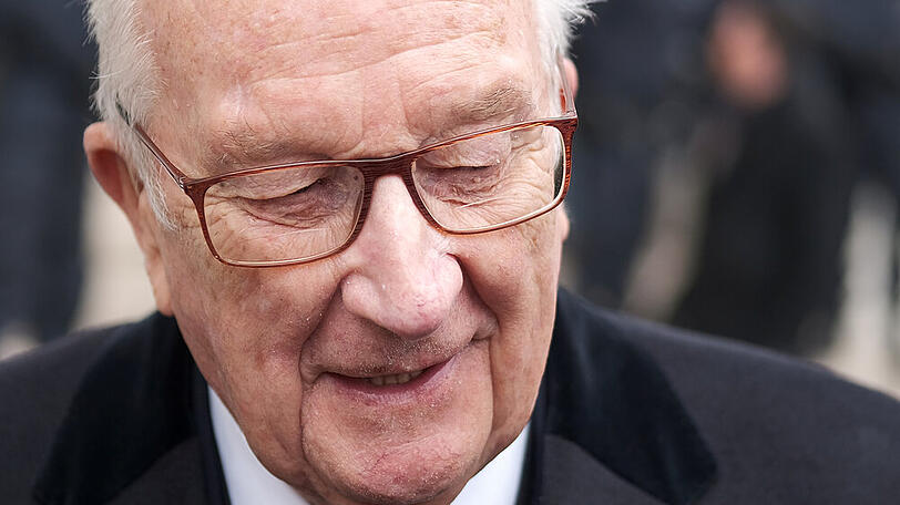 Belgiens ehemaliger König Albert II. hat eine uneheliche Tochter