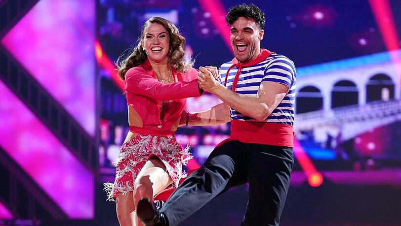 Stefano Zarrella trat mit Mariia Maksina an. Jetzt ist er bei "Let's Dance" ausgeschieden.