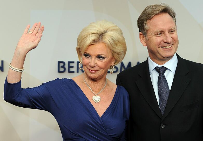 Bertelsmanns Vorstandschef Hartmut Ostrowski und Liz Mohn, die Dame an der Spitze des Hauses, begrüßten ihre Gäste.