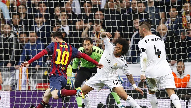 FC Barcelona gegen Real Madrid: Der klassiker im spanischen Liga-Cup-Finale. FC Barcelona gegen Real Madrid: Der klassiker im spanischen Liga-Cup-Finale.