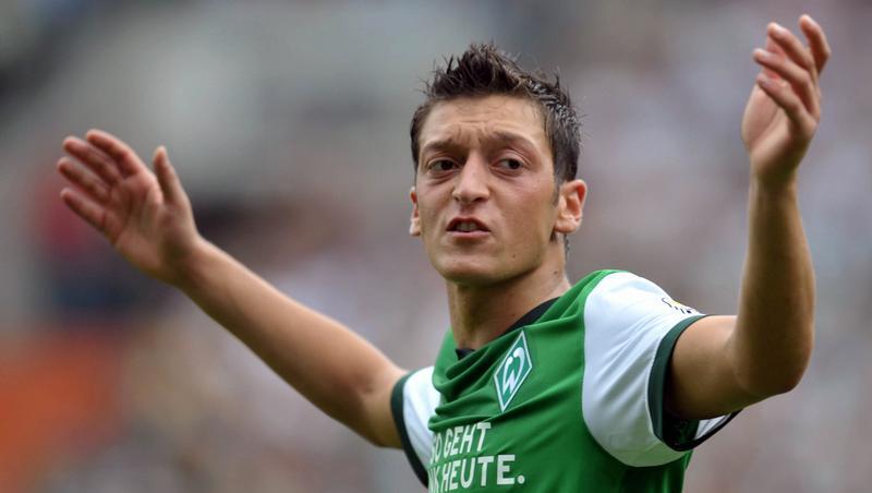 Wohin führt der Weg von Mesut Özil? Wohin führt der Weg von Mesut Özil?