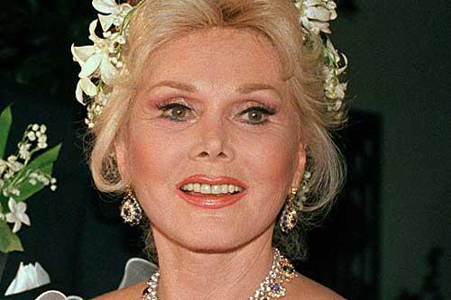 Zsa Zsa Gabor liegt im Sterben
