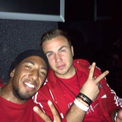 Jérôme Boateng auf Facebook: Deutscher Meister 2014 // Bundesliga Champion 2014