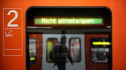 Ohne Personal läuft nichts: Der Mangel an günstigem Mietraum erschwert die Suche nach S-Bahn-Lokführern, gibt die Bahn zu.