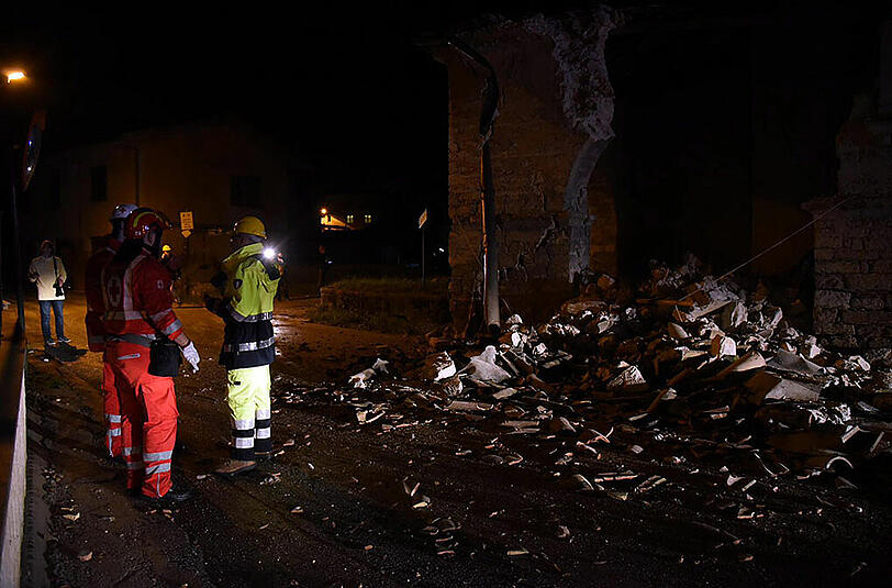 Italien ist schon wieder von schweren Erdbeben heimgesucht worden. Die Bilder.