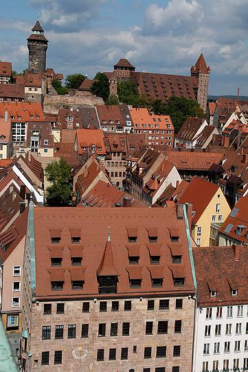 Strahlender Spitzenreiter im Stadtteilranking ist St. Sebald, das Viertel rangiert preismäßig noch vor den Nobelvierteln im Nürnberger Osten.