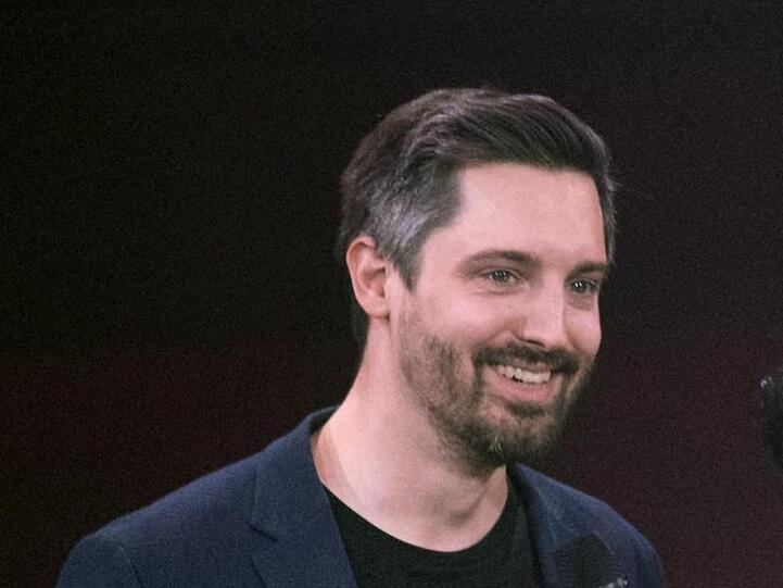 Joseph DeChangeman hat in der Kategorie "Best of Comedy & Entertainment" gewonnen.