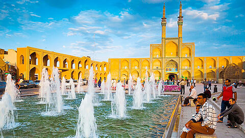 Amir Chakhmaq Platz in Yazd, Natalie Amiris Lieblingsstadt. Foto: Imago