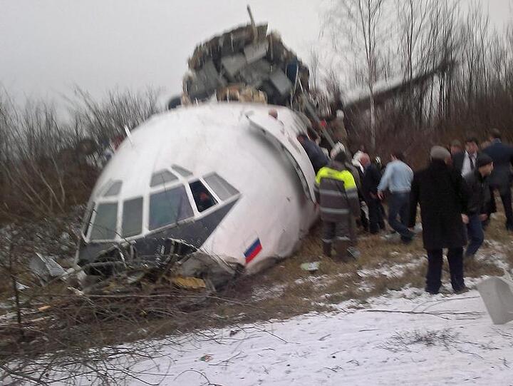 Das Wrack der Tupolew Tu-154 nach dem Unglück.