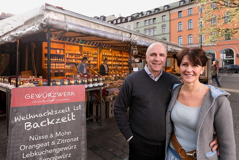 Pia und Schorschi Fürmeier sind mit ihrem Gewürzwerk eine Institution auf dem Viktualienmarkt. Amazon liefert die Gewürzmischungen jetzt an die Haustüre.