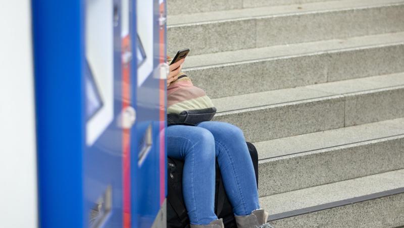 Das Smartphone wird immer mehr zur dominierenden Freizeitaktivität. Das Smartphone wird immer mehr zur dominierenden Freizeitaktivität.