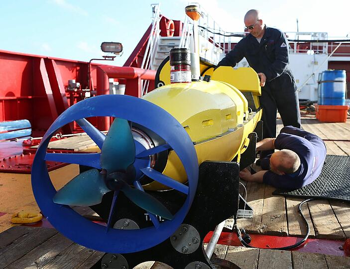 Mit diesen Fahrzeugen suchen de Australier nach der verschollenen MH370.