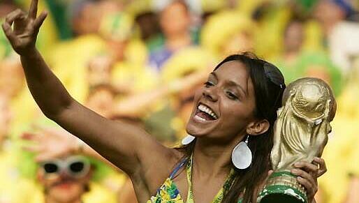 Brasilien ist mehr als Fußball und schöne Frauen. Brasilien ist mehr als Fußball und schöne Frauen.