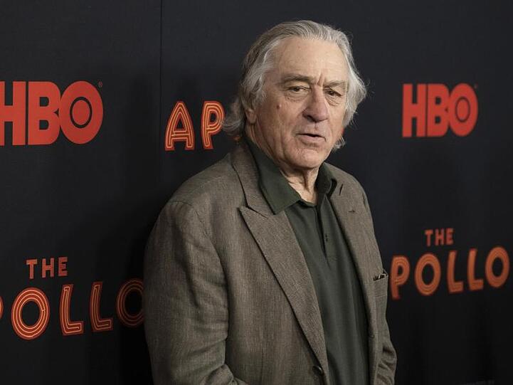 Robert De Niro kommt zur Vorführung der Dokumentation "The Apollo", mit der das Tribeca-Filmfestival eröffnet wurde.