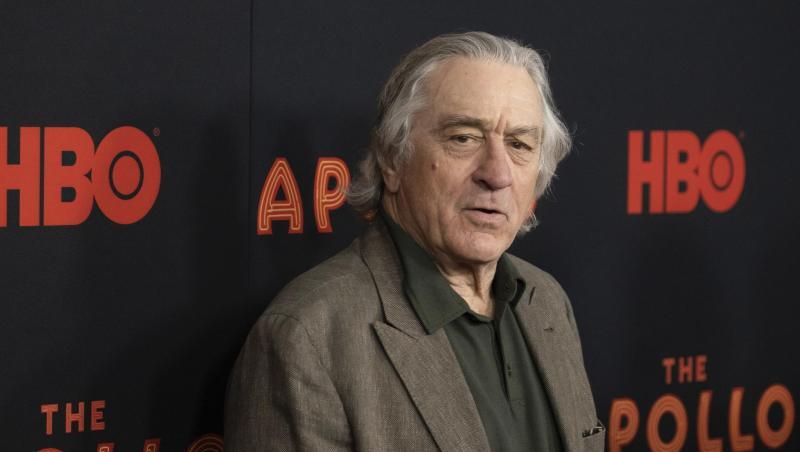 Robert De Niro kommt zur Vorführung der Dokumentation "The Apollo", mit der das Tribeca-Filmfestival eröffnet wurde. Robert De Niro kommt zur Vorführung der Dokumentation "The Apollo", mit der das Tribeca-Filmfestival eröffnet wurde.