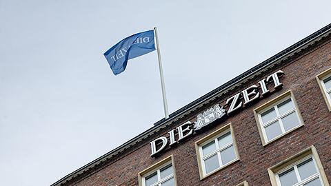 Das Landgericht will die bei einer "Zeit"-Journalistin sichergestellten Interview-Aufnahmen derzeit nicht anr&uuml;hren. (Archivbild)