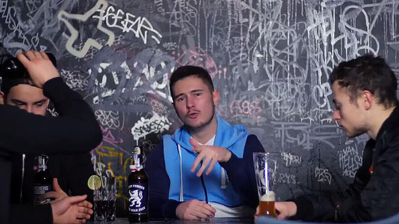 Rappt über die Löwen: Musiker "Cicar Cap" im Video seines neusten Titels "Biero the Hero", der für Wirbel sorgt.