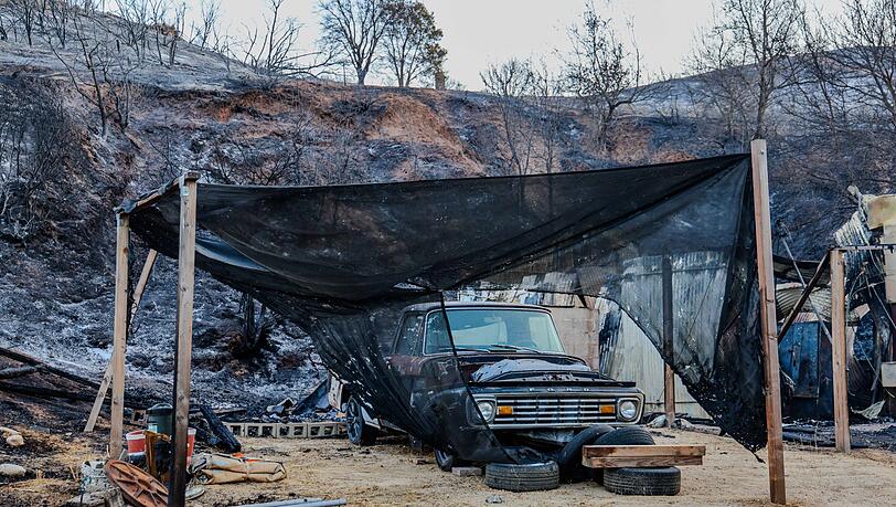 Das "Canyon Fire" zerstörte nach Angaben der Behörden mindestens sieben Gebäude.