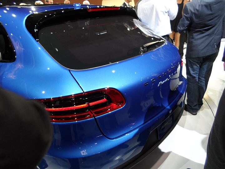 Großer Auftritt für einen kompakten Allzweck-Sportler: Der neue Porsche Macan feierte in Los Angeles Weltpremiere.