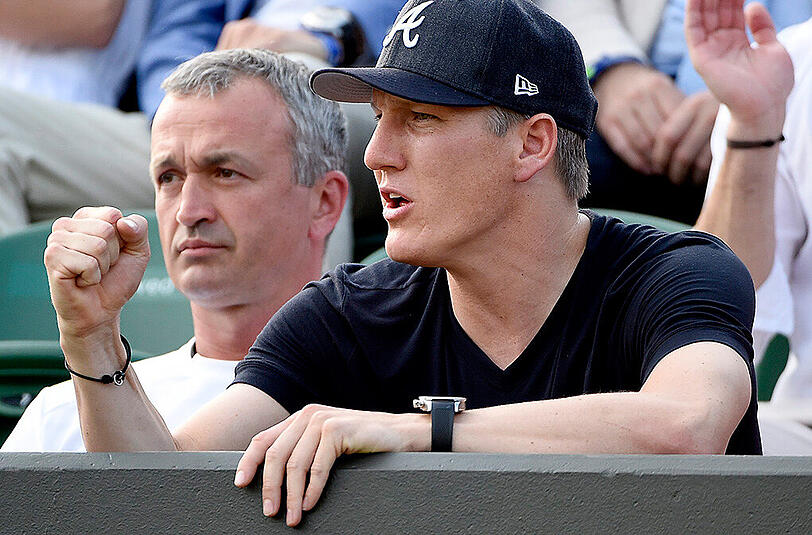 Bastian Schweinsteiger als Zuschauer in Wimbledon.