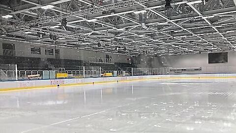 Eis im SAP Garden: In den Nebenhallen glitzert es.