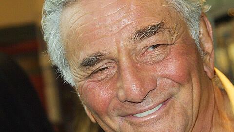 Dass "Columbo"-Star Peter Falk an der Alzheimer-Krankheit litt, wurde 2007 bekannt