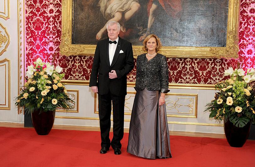 Der bayerische Ministerpräsident Horst Seehofer und seine Frau Karin.