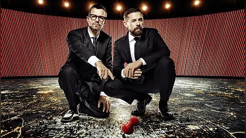 Joko Winterscheidt (l.), Klaas Heufer-Umlauf und ProSieben haben bei einem Notfall souverän reagiert.