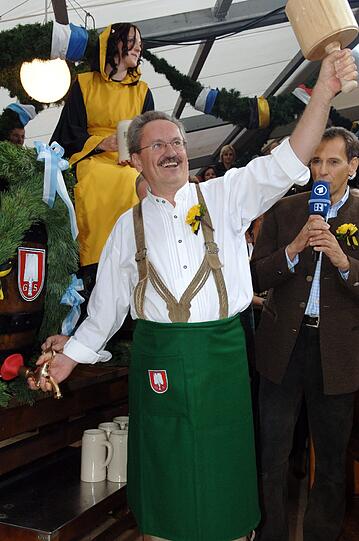 20052: Der ersehnte Rekord, tosender Jubel. Der erste OB, dem zwei Schläge reichen!