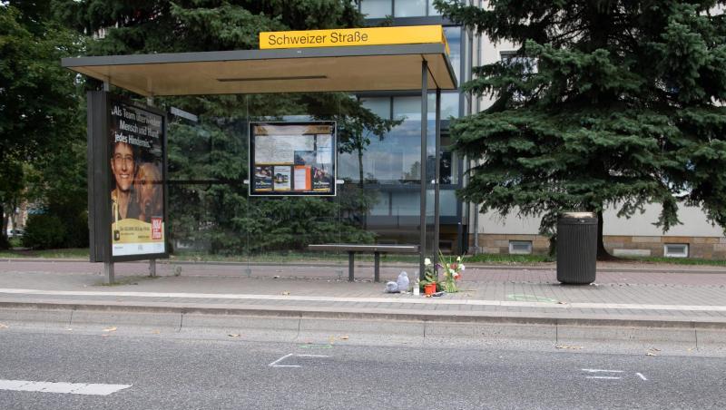 Der Junge war auf der Budapester Straße in Richtung Zentrum von einem Auto angefahren worden. Der Junge war auf der Budapester Straße in Richtung Zentrum von einem Auto angefahren worden.