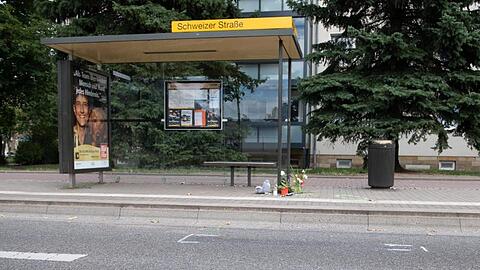 Der Junge war auf der Budapester Straße in Richtung Zentrum von einem Auto angefahren worden.