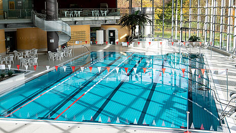 Das Westbad wird wegen Sanierungsarbeiten ab Ende April geschlossen, das Freibad ist davon nicht betroffen. (Archiv)