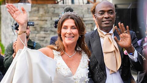 Prinzessin M&auml;rtha Louise und Durek Verrett bei ihrer Hochzeit am 31. August 2024.