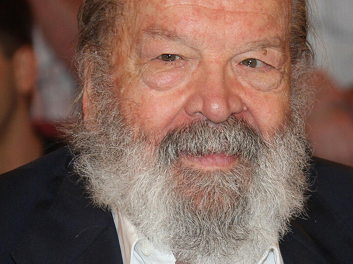 Ja, er lebt noch! Die Meldungen über den Tod von Bud Spencer waren lediglich eine Ente